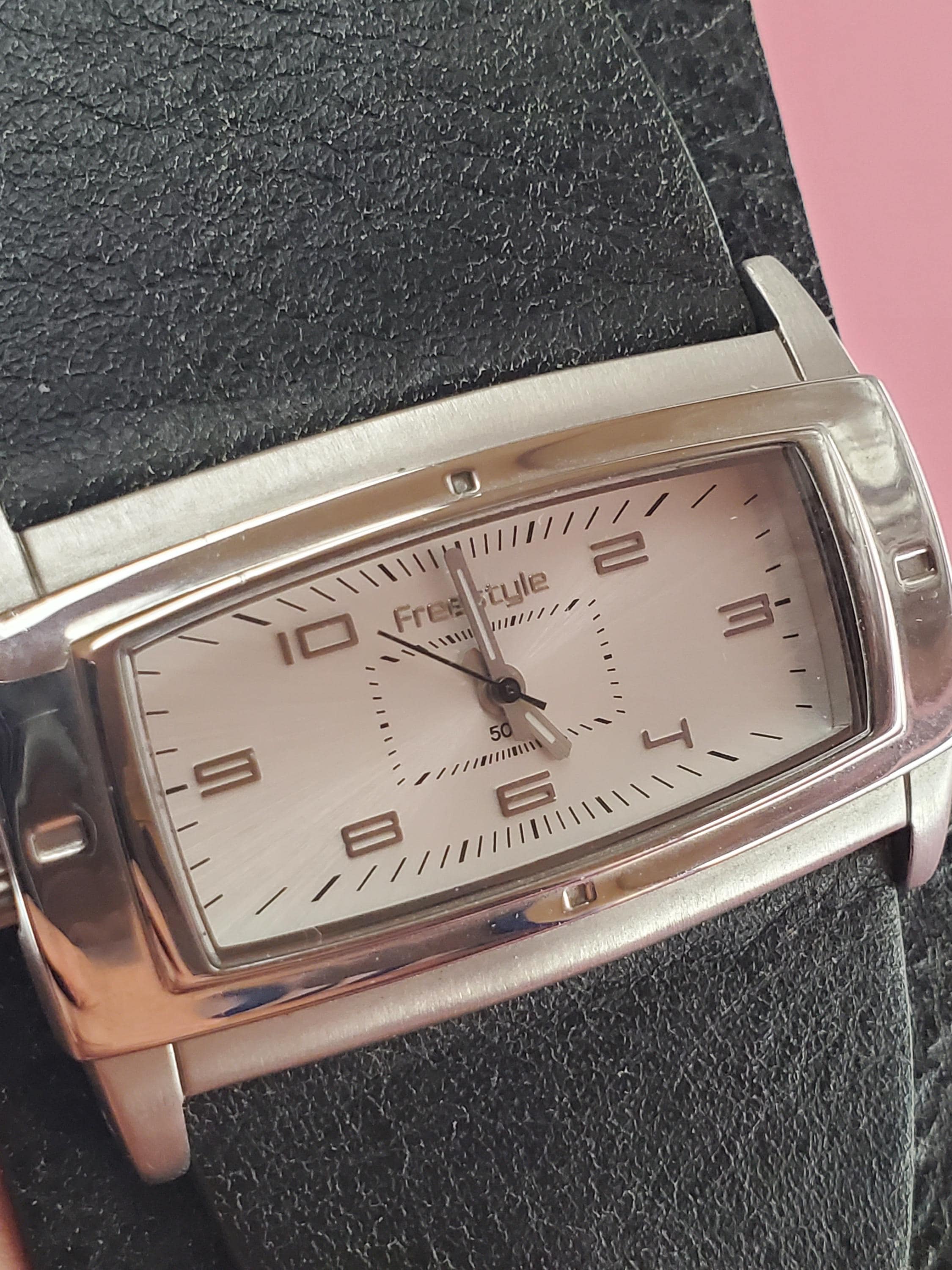 Vintage Watches Billabong Cuff Watch Rectangular Dial Leather Strap 2000s Surf Billabong Wristwatches for sale | eBay main image 3