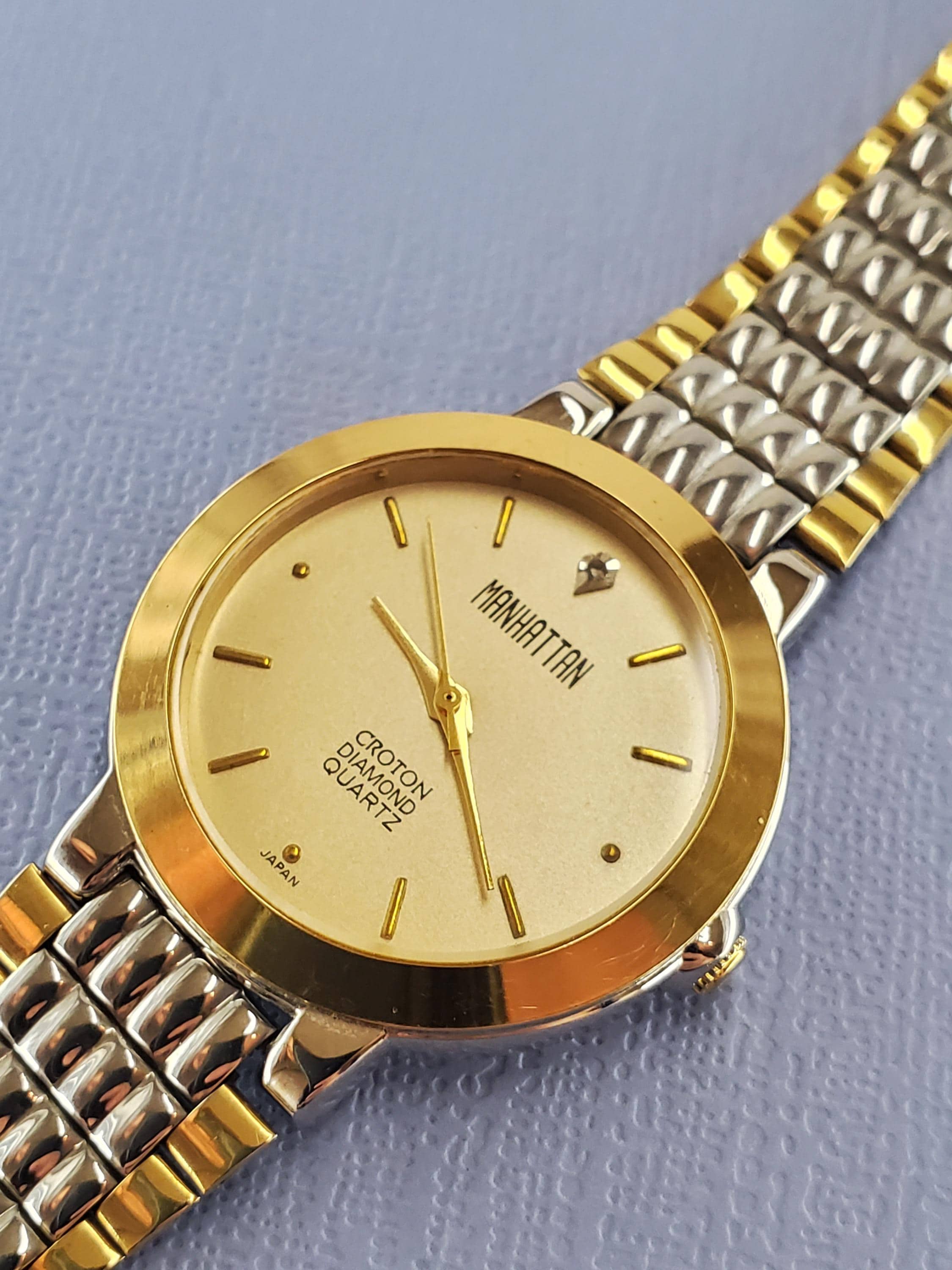 2000s Men's Manhattan Croton Two Tone Quartz 34mm Watch With