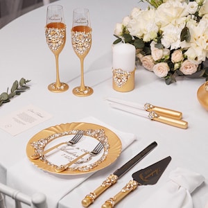 Gloria gold luxury wedding flutes for bride and groom, wedding cake cutting set, personalized wedding cake knife, wedding gift for couple