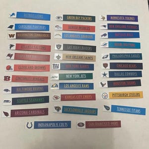 Etiquetas adhesivas de colores de equipos de la NFL para divisores de tarjetas BCW (solo etiquetas)