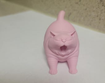 Figura de escritorio de gato corpulento