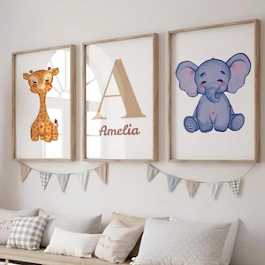 Juego de 3 piezas de arte de pared para habitación de bebé, decoración imprimible de animales para guardería, letra personalizada con nombre de elefante y jirafa, descarga digital, póster personalizado para niños