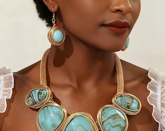 Opvallende turquoise statement ketting en bijpassende oorbellen set – Stoere boho statement sieraden voor vrouwen