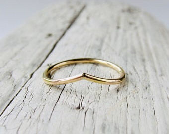 Gold V Ring, Low Dome Chevron Stacking Band