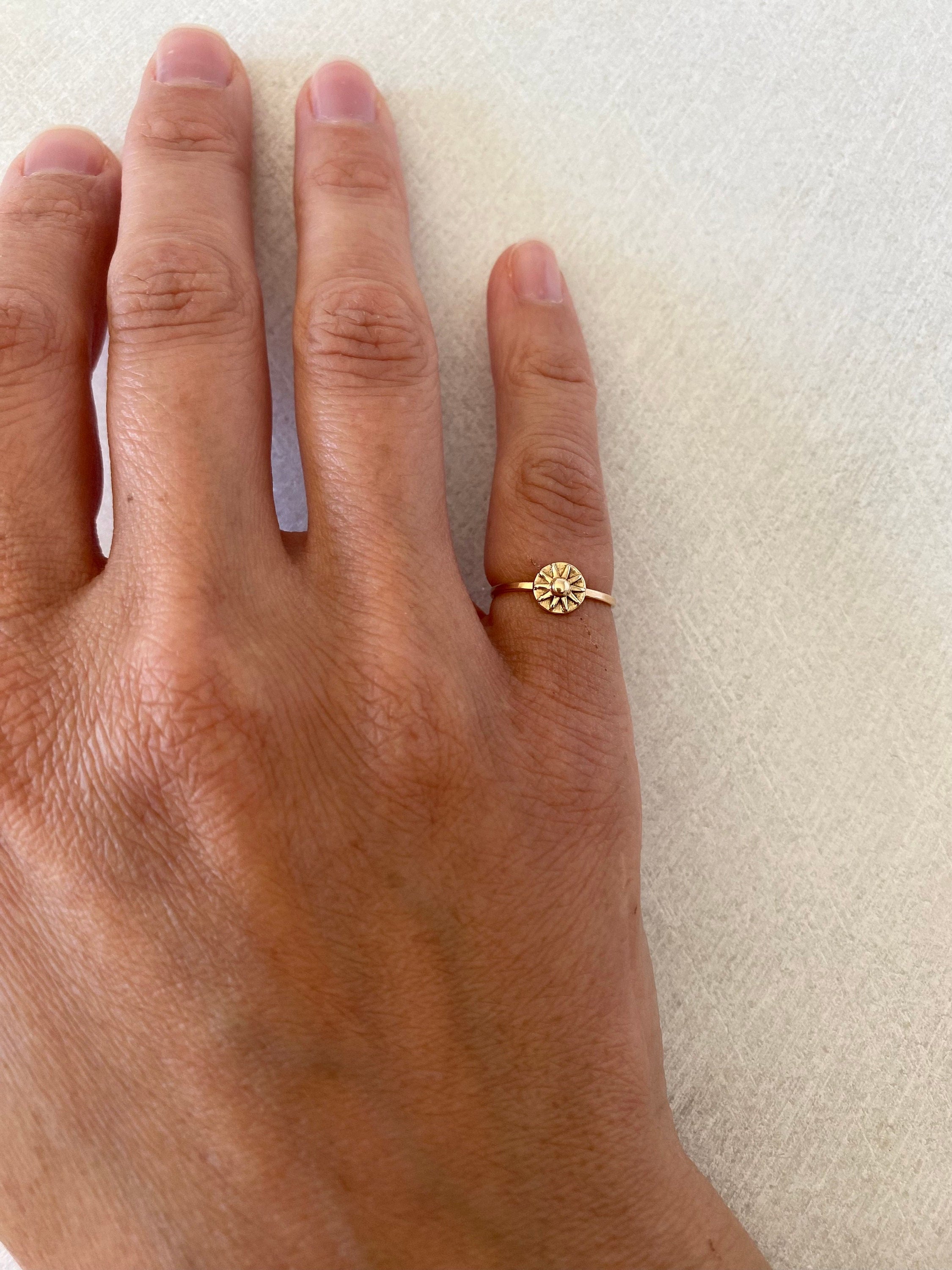 14k sun ring, gold ring band, solid yellow gold coin ring, sun disc ring, pinky ring, ancient sun, stacking ring, gift for her, jewelry