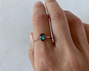 Labradorite ring, gold gemstone ring, silver ring, oval stone ring, stacking band, birthday gift, solitaire band, minimalist jewelry.