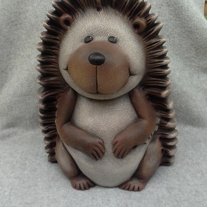 Ceramic Big Hedgehog Tasha (finished)