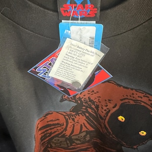 Used Star Wars T-Shirts – Vintage & Modern Styles – Men’s/Unisex