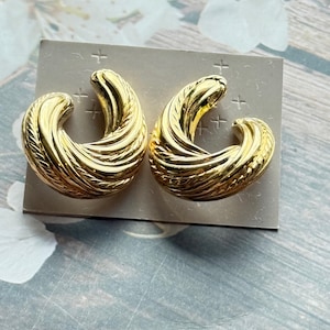 Brincos Tradewinds | Joias Avon Clássicas e Elegantes | Avon Retrô | Brincos Post | Presente para Ela | Item 22