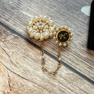 Avon Presidents Club Pin | Cute Enamel Pin | Aesthetic Lapel Pin | Art Pin | Perfect for Backpacks, Jackets & Gifts | Item 261