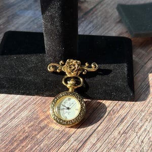 Avon Presidents Club Pin Female 96/97 | Cute Enamel Pin | Aesthetic Lapel Pin | Art Pin | Perfect for Backpacks, Jackets & Gifts | Item 222