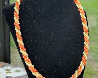 Cirelle Vintage Avon Necklace and Earring Set – Elegant Costume Jewelry, Classic Gold-Tone Matching Set, Retro Statement Jewelry - Item 302