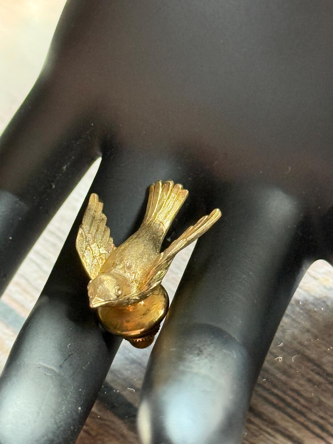 Avon Gilded Bird Pin | Cute Enamel Pin | Aesthetic Lapel Pin | Art Pin ...