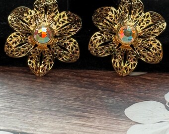 Glistening Petal Earrings | Classic Elegant Avon Jewelry | Retro Avon Clip-On/Post Earrings | Avon | Gift for Her | Item 343