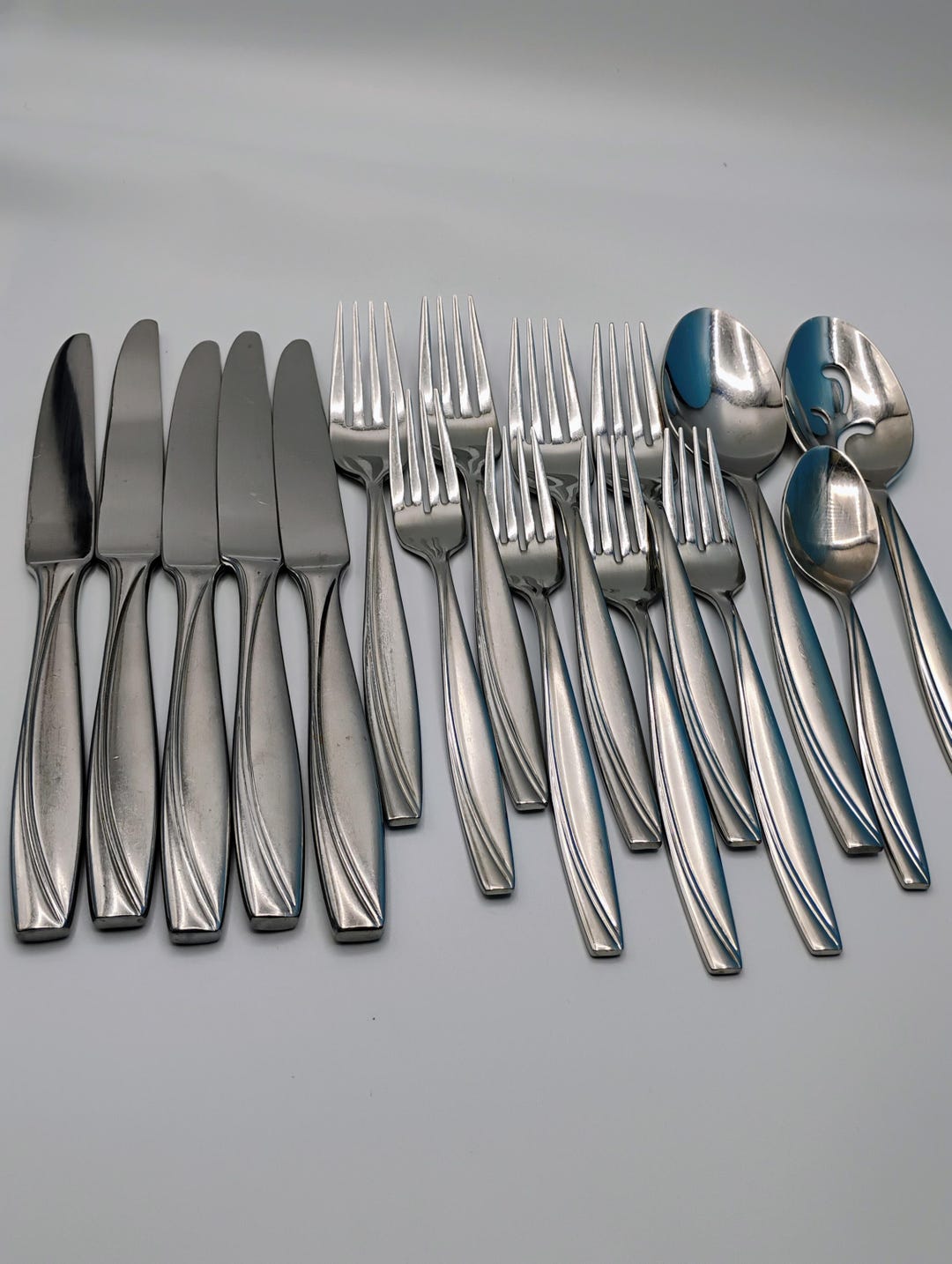 Vintage Oneida Camlynn Cleo Flatware. - Etsy