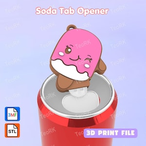 Puede incluir: Un abridor de latas con forma de helado rosa y marrón con una cara sonriente, insertado en la anilla de una lata de refresco roja. La imagen incluye el texto Soda Tab Opener, 3MF, STL y 3D PRINT FILE, indicando un archivo de diseño digital.