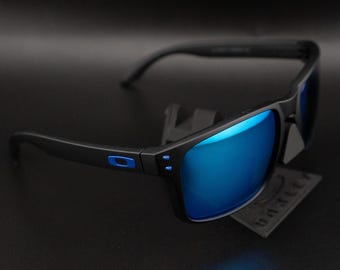 Relaxed Summer XL Sunglasses / Black Frame & Blue Lens SKU: ABXL