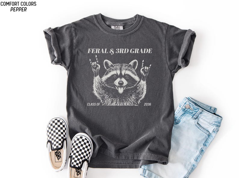 Feral 3rd Grade Shirt Funny Raccoon Back To School Tee Kids Boys Girls bild 1