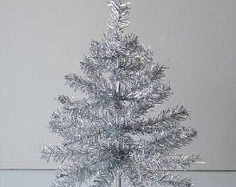 retro vintage style silver aluminum tinsel tree decoration mid century christmas table top feather tree ornament shabby chic tree - Vintage Aluminum Christmas Tree retro vintage style silver aluminum tinsel tree decoration mid century christmas table top feather tree ornament shabby chic tree - Vintage Aluminum Christmas Tree