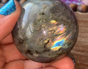 Labradorite Sphere Rainbow Flash 46mm