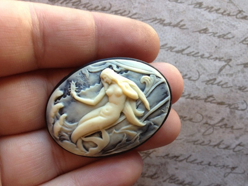 Mermaid Cameos 40x30mm Resin image 3