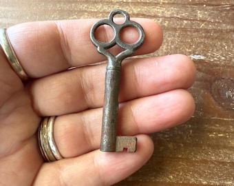 Seltener herzförmiger Vintage-Skelettschlüssel key to my heart