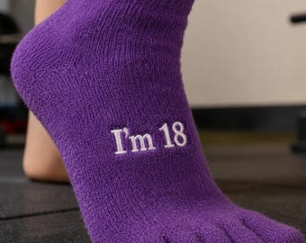 Calcetines personalizados para dedos, calcetines originales personalizados, calcetines bordados con dedos bonitos, calcetines casuales divertidos.