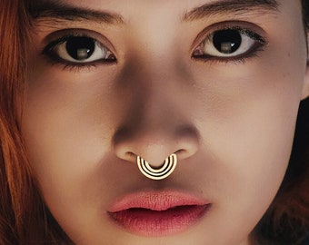 Septum Clicker, Gold Nose Ring, Gold Septum, Boho Jewelry, Boho Septum RIng, Gold Septum Ring, Nose Piercing, Gold Nose Piercing, Gold Ring