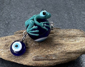 Pendentif au chalumeau « Grenouille de Nazar », argent 925