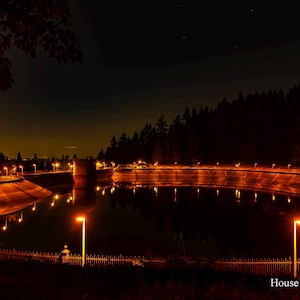 Lugares históricos de Portland: Embalse del Monte Tabor al anochecer