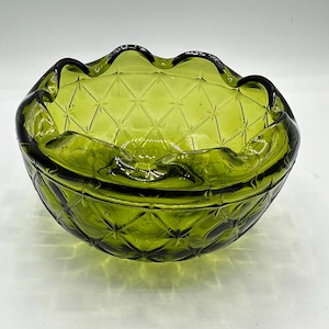 Vintage Indiana Glass Co. Avocado Green Ruffled Edge Diamond Pattern Bowl