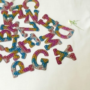 Parche de estampado en caliente con letras de perla de base DIY, costura de parche de letras, parche termoadhesivo con letras de perla, parche de letras termoadhesivo, parche de letras