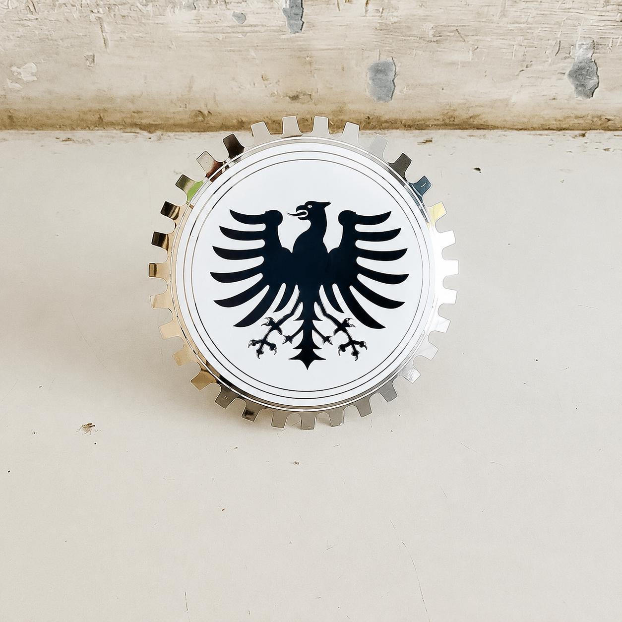 Vintage car grille badge - Etsy 日本