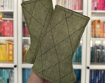 Loveheld Alastair (Light) Curved Machine Washable Suckpads for Happy Baby Carriers, Sakura Bloom, Ergo, Tula, Kinderpack, Hope and Plum