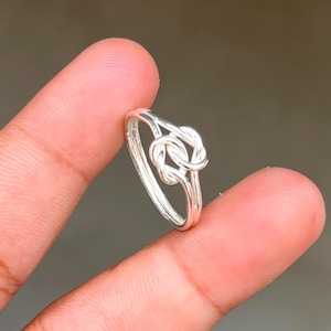 Minimalist Double Love Knot Ring - 925 Sterling Silver Ring - Dainty Love Knot Ring - Promise Ring - Ring - Gift For Fiancé - Silver Jewelry