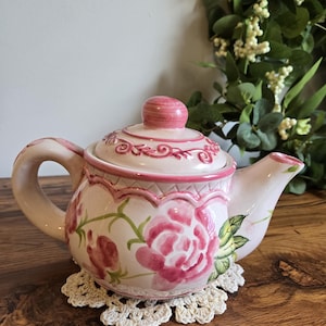Vintage Pink Floral Teapot, Vintage Teapot, Flower Teapot