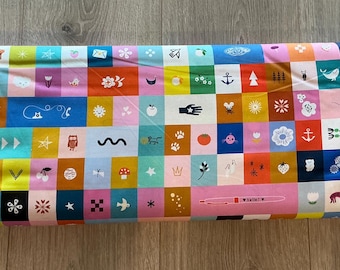 Selvedge Magic Icons Multi RS5181 11 Ruby Star For Moda