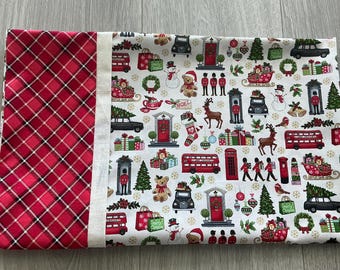 Novelty Pillowcase - British Themed / England Pillowcase / U.K - London Icons - Christmas Themed