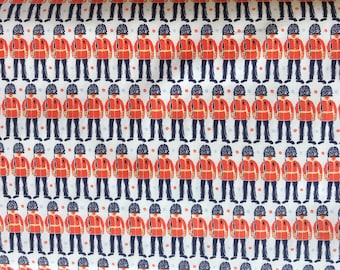 End of Bolt 1 Yard 4 Inches - Camelot - Guard  From London With Love - 30170107
