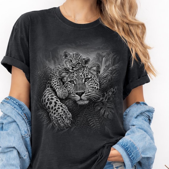 Comfort Colors Leopard Shirt, Animal Kingdom Shirt, Mama Leopard Tee, Big Cats Sweatshirt,  Wildlife Graphic Tee, Jungle Big Cat Gift