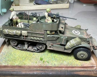 Custom Built M3A2 Halftrack Model 1/35 - WWII US Army Diorama w/ Figures