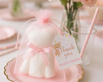 Recuerdos de toalla con forma de osito de peluche: recuerdo para baby shower con etiqueta de agradecimiento