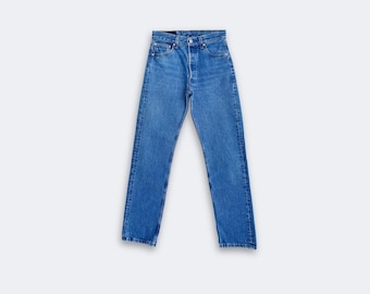 Levis 501xx vintage W29 L34 (mesuré 27.5x31) coupe mixte, bleu moyen — Shrink-to-Fit
