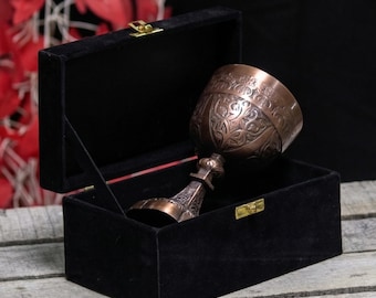 Cáliz de latón grabado – Copa de vino medieval, decoración gótica renacentista, vajilla hecha a mano