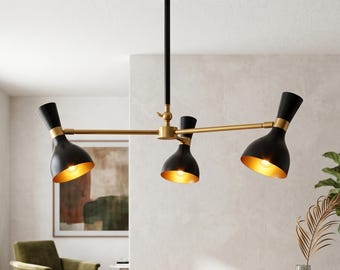 Lámpara de araña de latón de estilo moderno de mediados de siglo / Lámpara de techo Sputnik con pantallas cónicas verdes / Lámpara colgante de estilo industrial / Lámpara de comedor