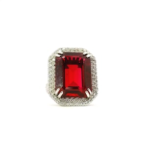 Bold Vintage-Inspired 14K White Gold Ring with Synthetic Ruby 20ct | Natural Diamonds 1.05ct