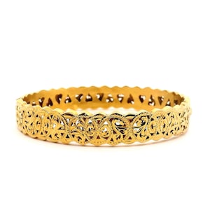 18K Gold Vintage Filigree Bracelet | 15.5g Elegant Solid Gold Bangle | Handcrafted Floral Design