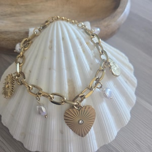 Gold stainless steel bracelet with charms, women&#39;s jewelry