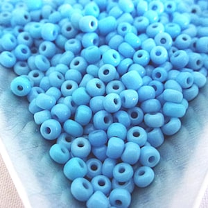 Vintage Venetian Seed Beads: Translucent Turquoise Blue, Size 8/0 & 9/0