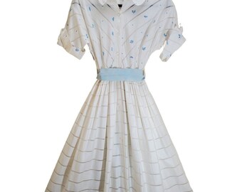 1950s Dress Women's XS Small White Cotton Blue Flowers Pinup Rockabilly Eye-Ful